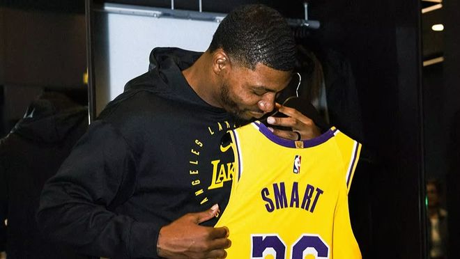 斯马特神勇发挥助湖人加时险胜掘金