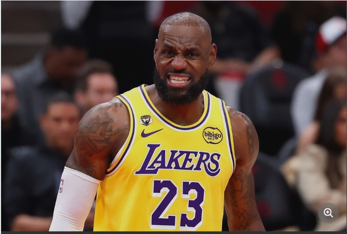 波什：勒布朗无需特定宿敌 专注自我即可制胜