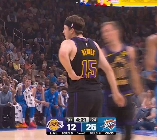 湖人首节遭雷霆狂虐23分创赛季最惨纪录