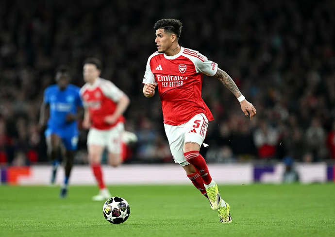 阿森纳欧冠淘汰赛力克强敌晋级下一轮展现统治