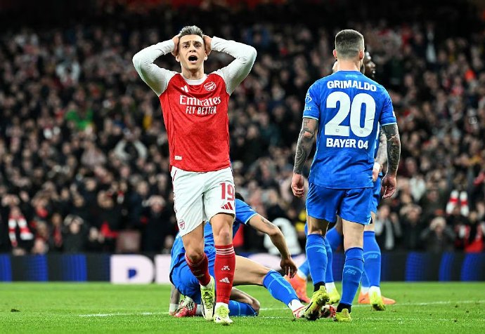 阿森纳欧冠淘汰赛力克强敌晋级下一轮展现统治