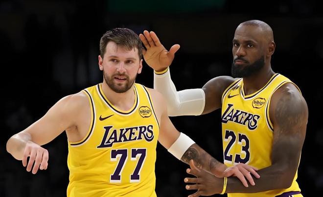 雷霆逼近60胜！尼克斯险胜难掩关键球短板