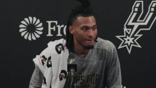 马刺145-120大胜火箭 揭示建队模式短板